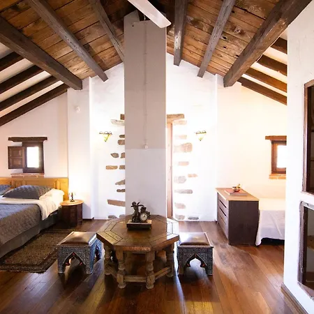 Cortijo Arbolitos, Casa Compartida * Guejar Sierra