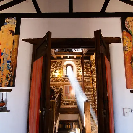 Homestay Cortijo Arbolitos, Casa Compartida Guejar Sierra