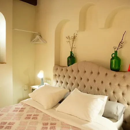 Cortijo Arbolitos, Casa Compartida Homestay *
