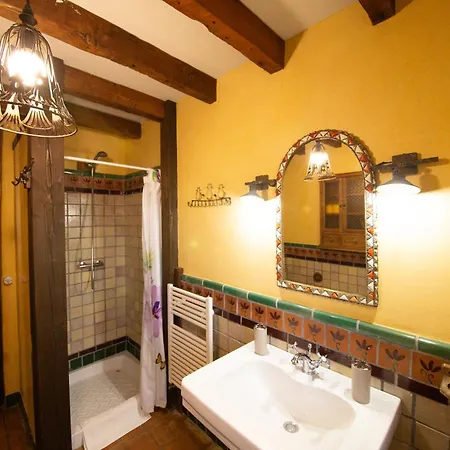 Cortijo Arbolitos, Casa Compartida *