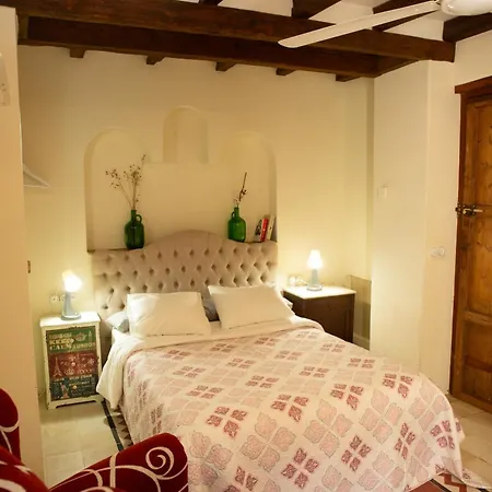 Cortijo Arbolitos, Casa Compartida Homestay