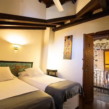 Homestay Cortijo Arbolitos, Casa Compartida Guejar Sierra
